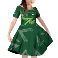 Pakistan Cricket Family Matching Off Shoulder Short Dress and Hawaiian Shirt Sporty Style with Flag Stars & Player Illustration