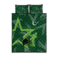 Pakistan Cricket Quilt Bed Set Sporty Style with Flag Stars & Player Illustration