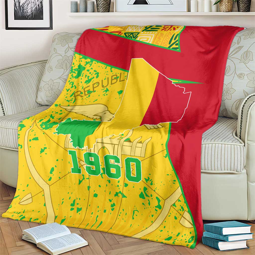 Mali Map Blanket Heart-Inspired Design with National Flag Colors
