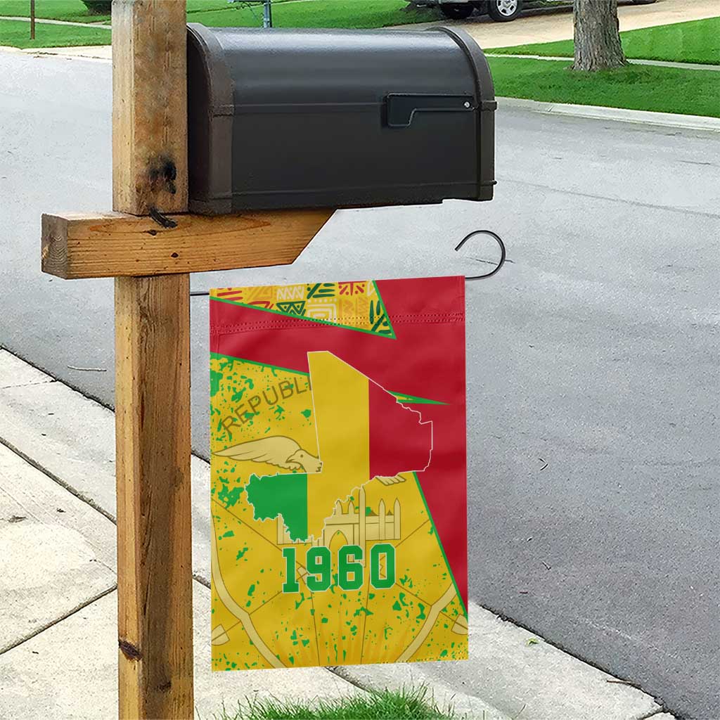 Mali Map Garden Flag Heart-Inspired Design with National Flag Colors