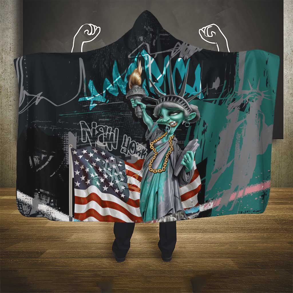 Street Art Liberty Hooded Blanket with Graffiti Print and Cartoon Statue of Liberty - Wonder Print Shop