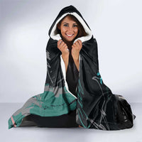 Street Art Liberty Hooded Blanket with Graffiti Print and Cartoon Statue of Liberty - Wonder Print Shop