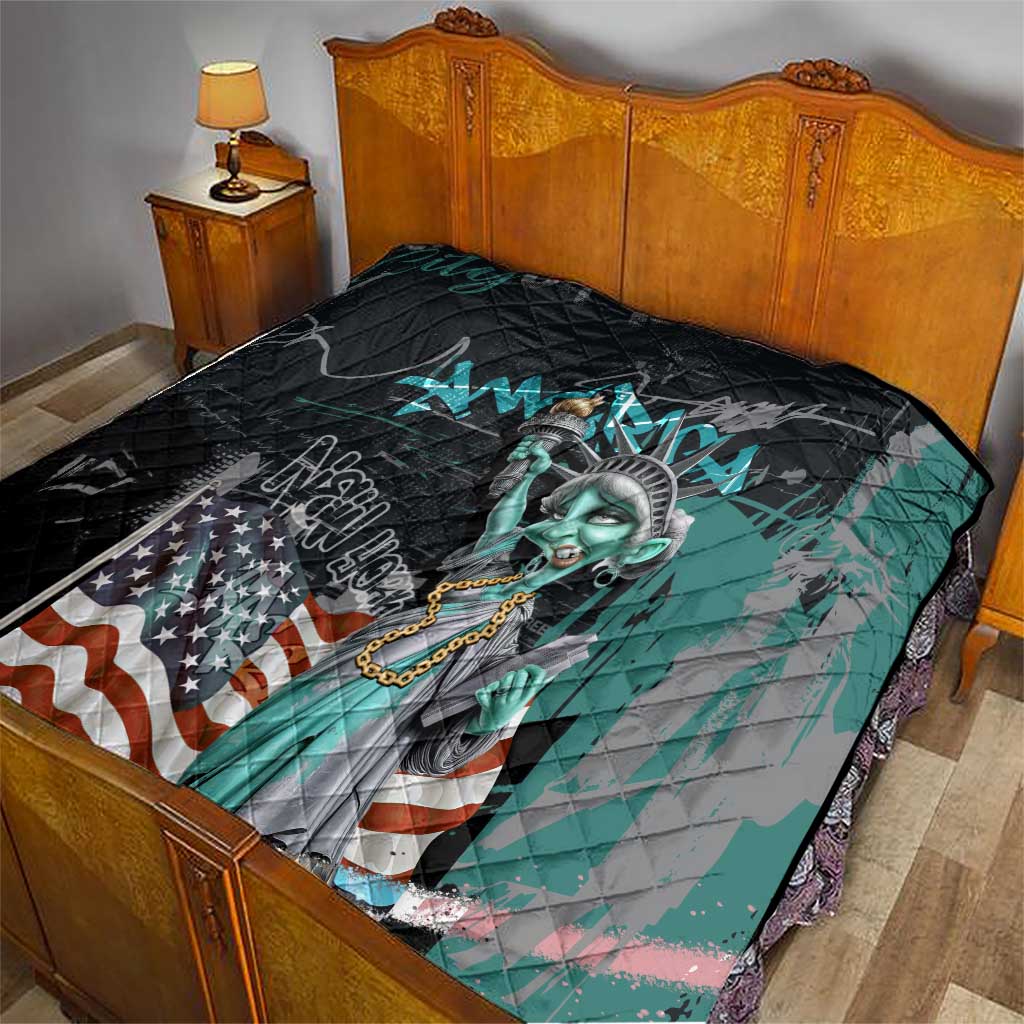 Street Art Liberty Quilt with Graffiti Print and Cartoon Statue of Liberty - Wonder Print Shop
