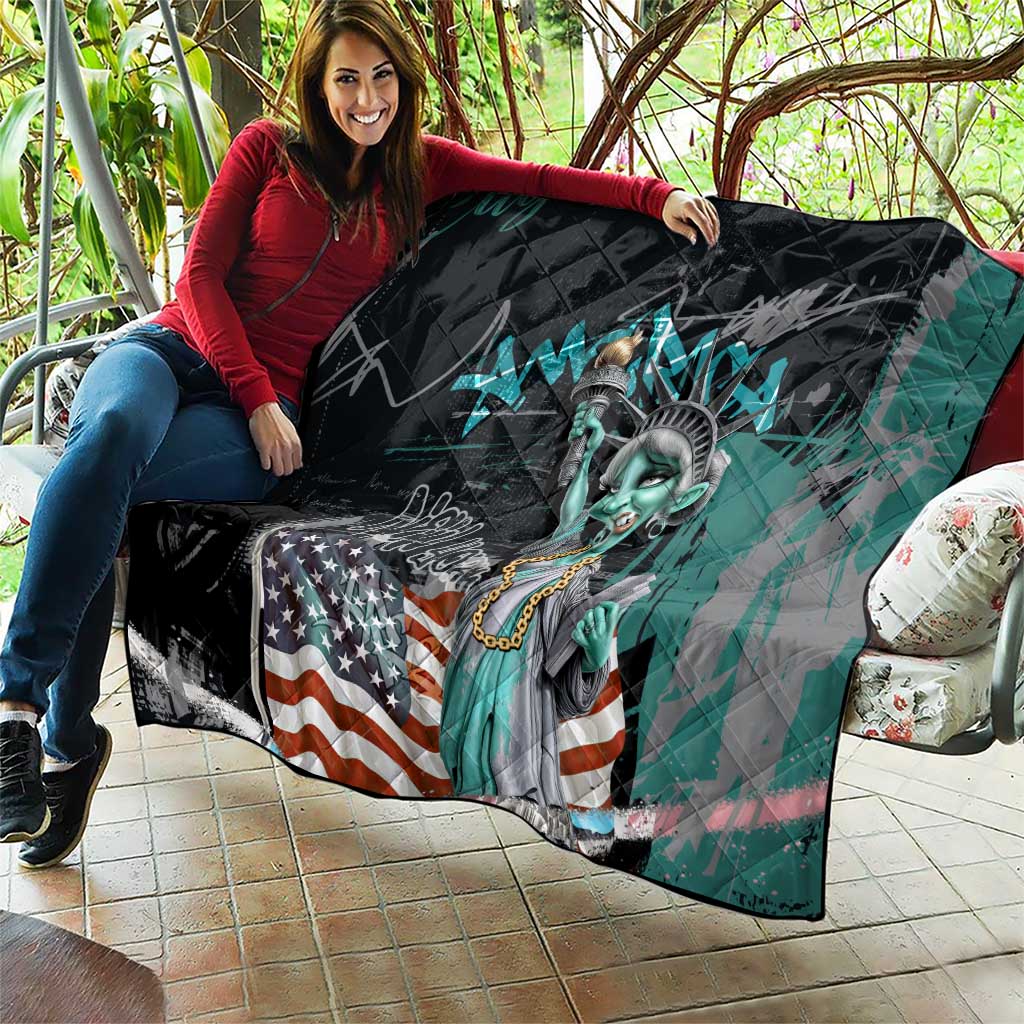 Street Art Liberty Quilt with Graffiti Print and Cartoon Statue of Liberty - Wonder Print Shop