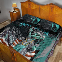 Street Art Liberty Quilt Bed Set with Graffiti Print and Cartoon Statue of Liberty - Wonder Print Shop