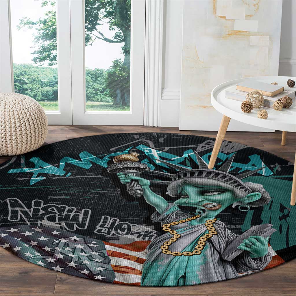Street Art Liberty Round Carpet with Graffiti Print and Cartoon Statue of Liberty - Wonder Print Shop
