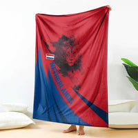 Netherlands Blanket with Lion Graphic and Dutch Flag in Red and Blue Design - Wonder Print Shop