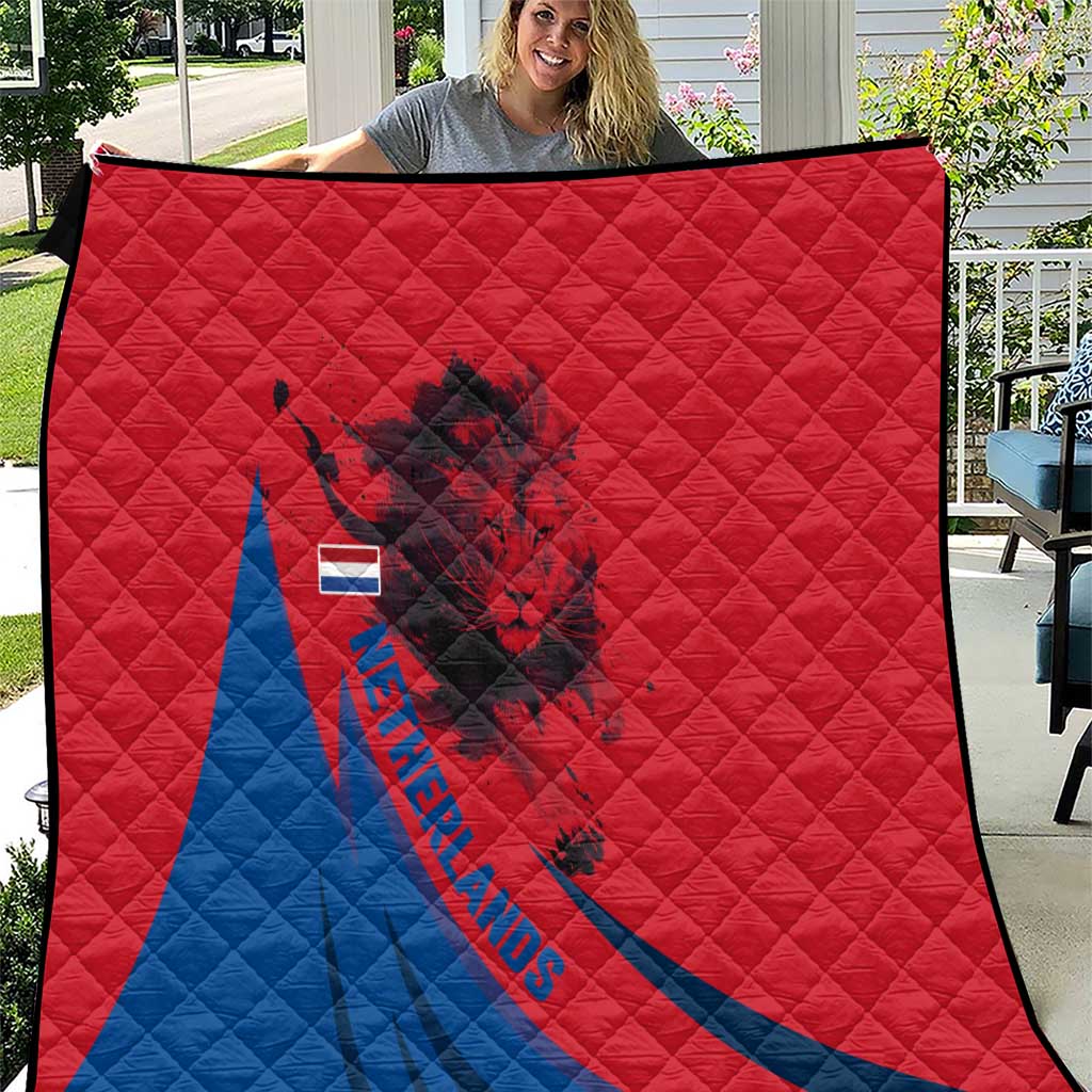 Netherlands Quilt with Lion Graphic and Dutch Flag in Red and Blue Design - Wonder Print Shop