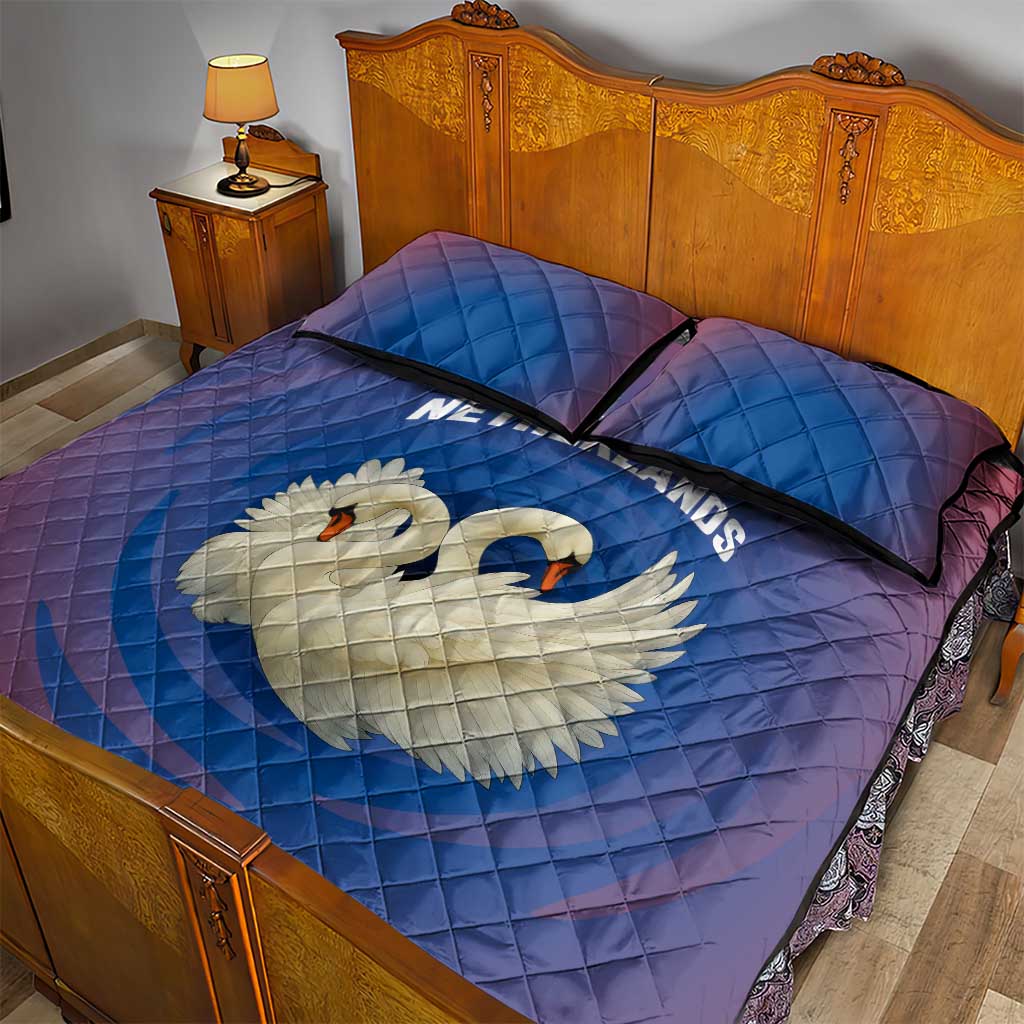 Netherlands Quilt Bed Set with Swan Couple Graphic and Dutch Flag in Gradient Red and Blue Design - Wonder Print Shop