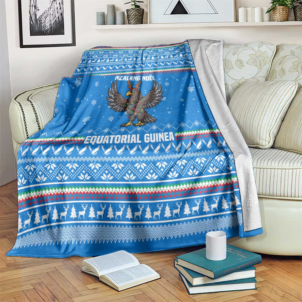 Equatorial Guinea Christmas Blanket with Nzalang Noel Eagle Flag Snowflakes and Blue Holiday - Wonder Print Shop