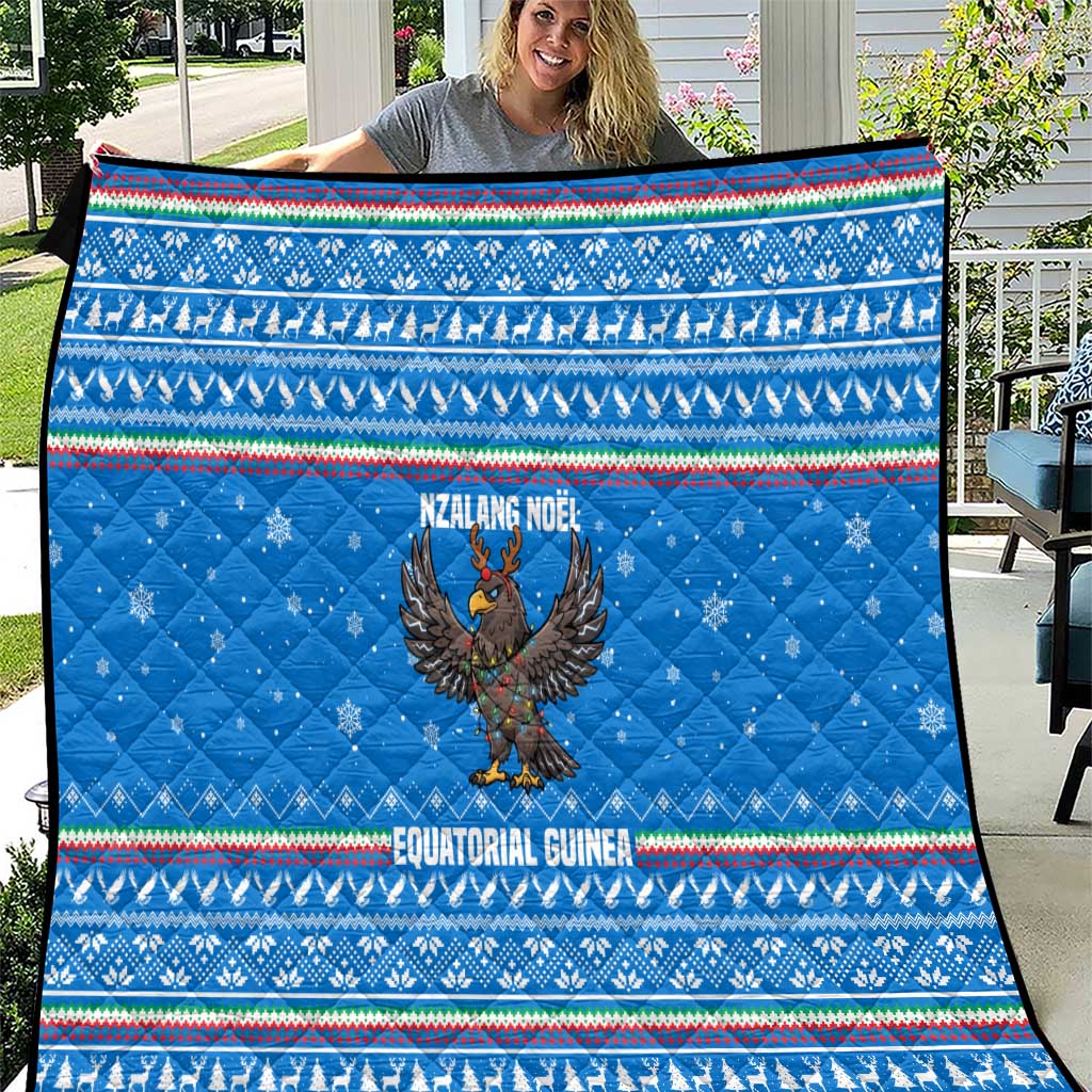 Equatorial Guinea Christmas Quilt with Nzalang Noel Eagle Flag Snowflakes and Blue Holiday - Wonder Print Shop