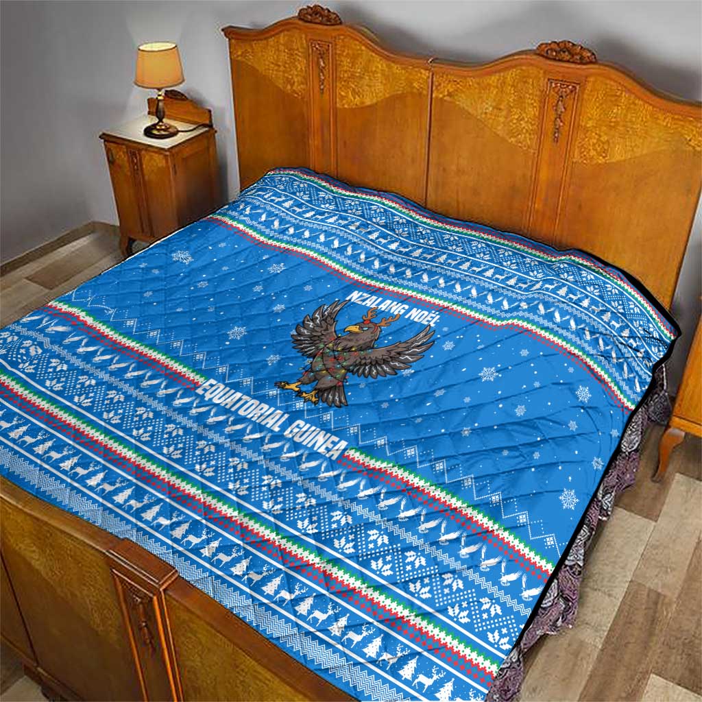 Equatorial Guinea Christmas Quilt with Nzalang Noel Eagle Flag Snowflakes and Blue Holiday - Wonder Print Shop