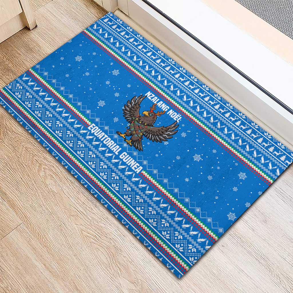Equatorial Guinea Christmas Rubber Doormat with Nzalang Noel Eagle Flag Snowflakes and Blue Holiday - Wonder Print Shop