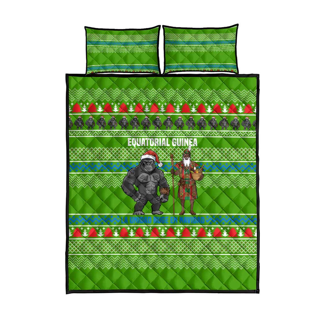 Equatorial Guinea Christmas Quilt Bed Set with Santa Gorilla Gift Basket and Green Holiday Pattern Design - Wonder Print Shop