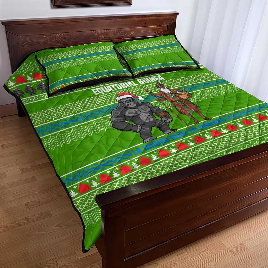 Equatorial Guinea Christmas Quilt Bed Set with Santa Gorilla Gift Basket and Green Holiday Pattern Design - Wonder Print Shop