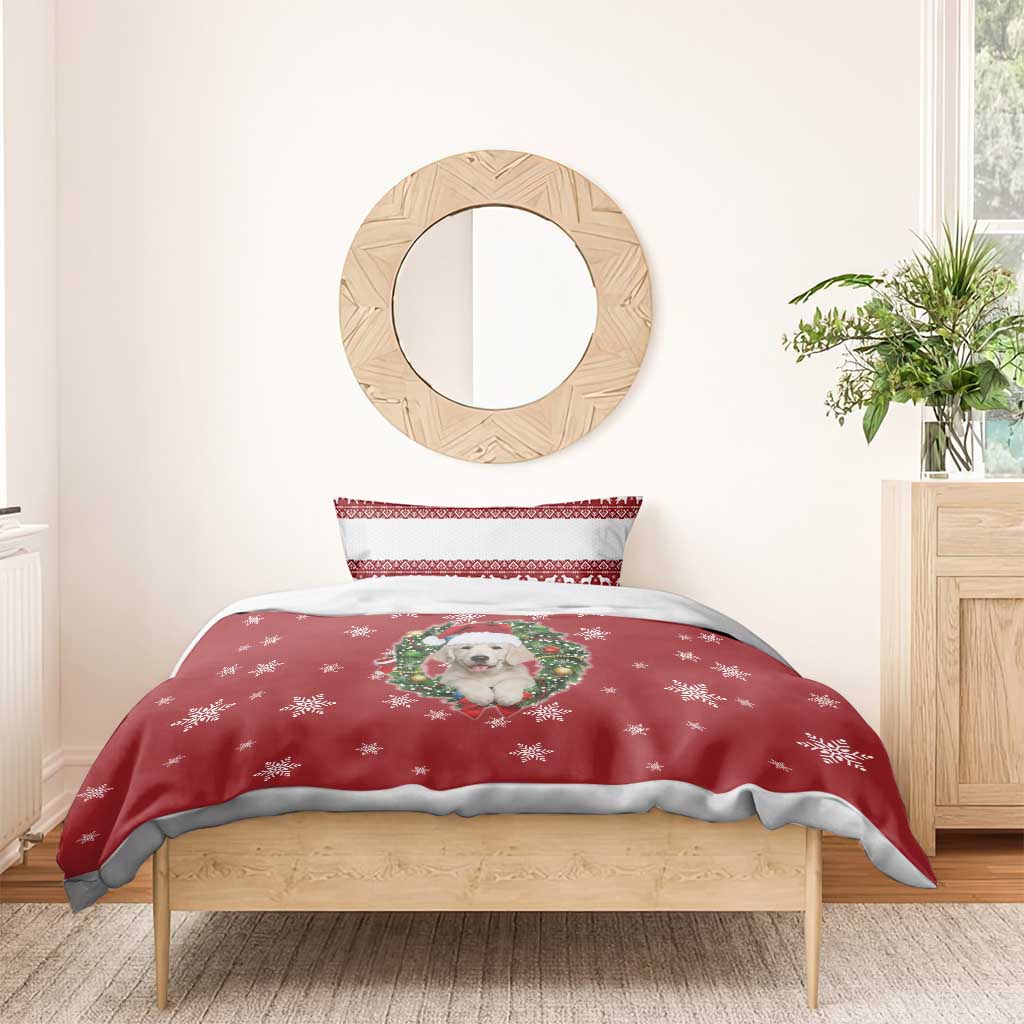 Golden Retriever Christmas Bedding Set with Santa Hat Wreath and Snowflake Design - Wonder Print Shop