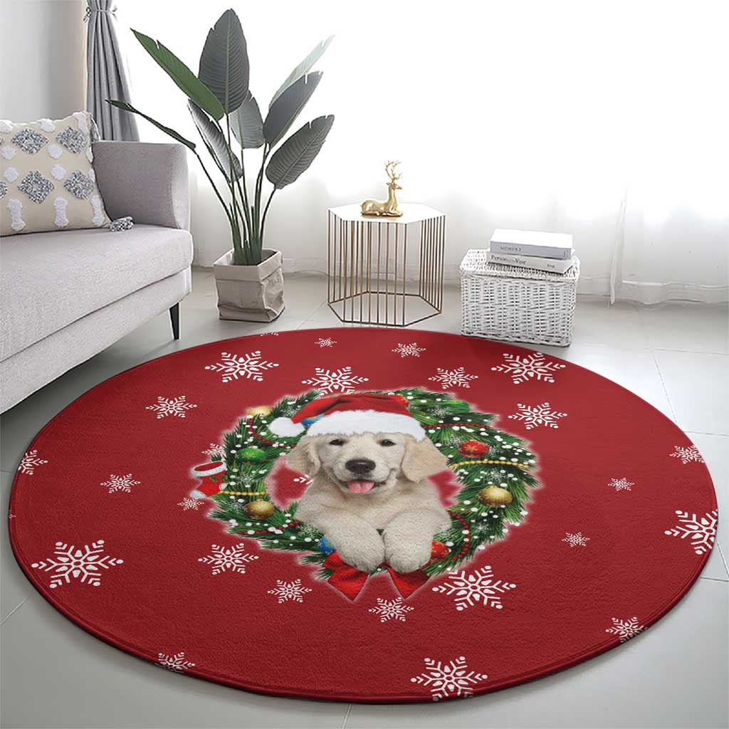 Golden Retriever Christmas Round Carpet with Santa Hat Wreath and Snowflake Design - Wonder Print Shop