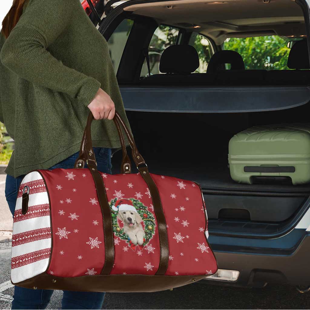 Golden Retriever Christmas Travel Bag with Santa Hat Wreath and Snowflake Design - Wonder Print Shop