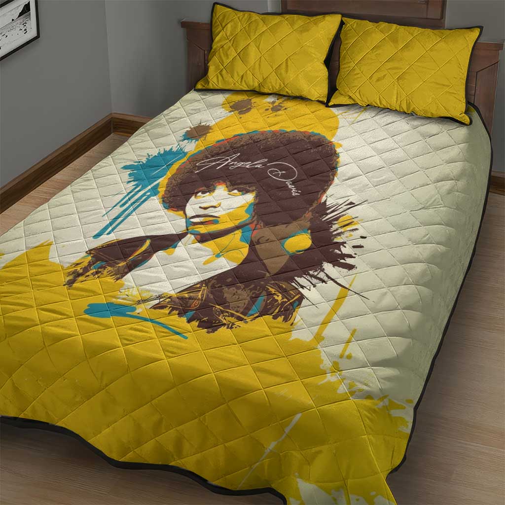 Angela Davis Quilt Bed Set Bold Pop Art Style Freedom Is a Constant Struggle Quote Civil Rights Activist - Wonder Print Shop