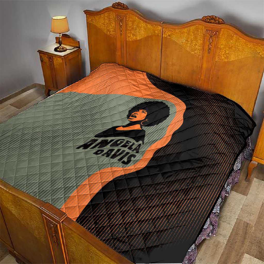Angela Davis Quilt Retro Graphic Design I Am Changing the Things I Cannot Accept Quote Civil Rights Empowerment Tribute - Wonder Print Shop