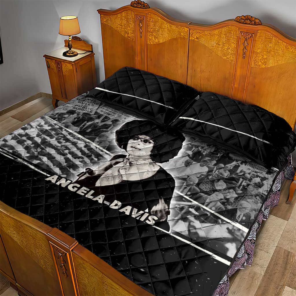 Angela Davis Quilt Bed Set Protest Design Liberating Minds and Society Quote Civil Rights Movement - Wonder Print Shop