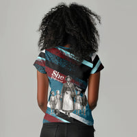 Mary Fields The White Crow Women V-Neck T-Shirt Vintage Grunge Wild West Portrait And Crow