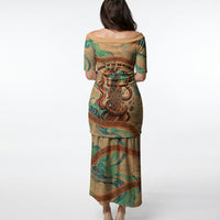 Hecate Goddess Of Witchcraft Puletasi Hecate Flaming Torch Serpent And Strophalos Wheel Greek