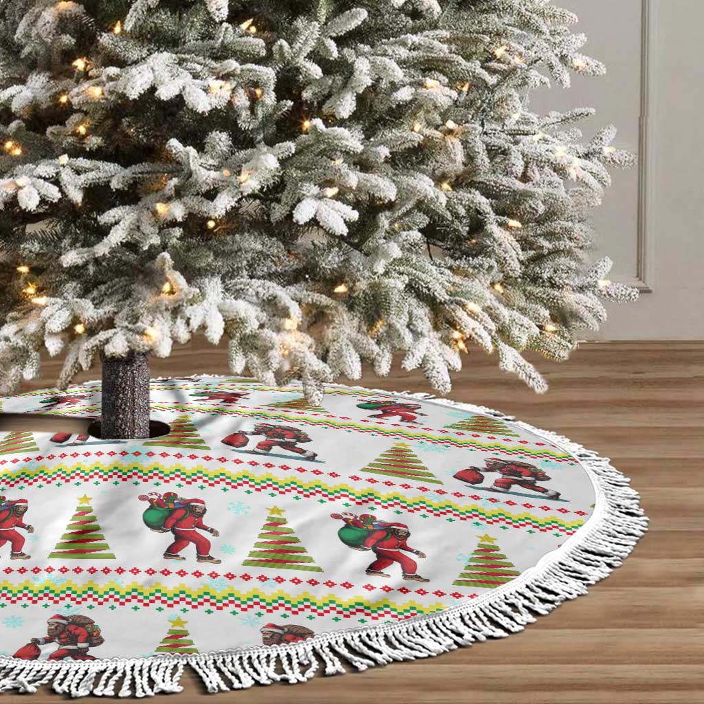 Amazing Bigfoot Christmas Tree Skirt Xmas Holiday Patterns - Wonder Print Shop