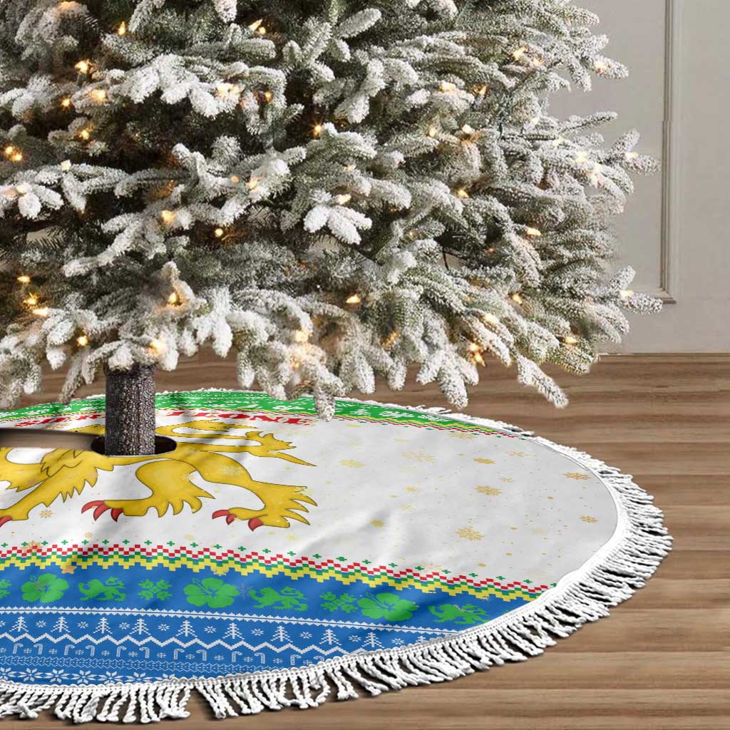 Sierra Leone Christmas Tree Skirt with Festive Green Pattern, Golden Lion Emblem, and Santa Sleigh Motif - Wonder Print Shop