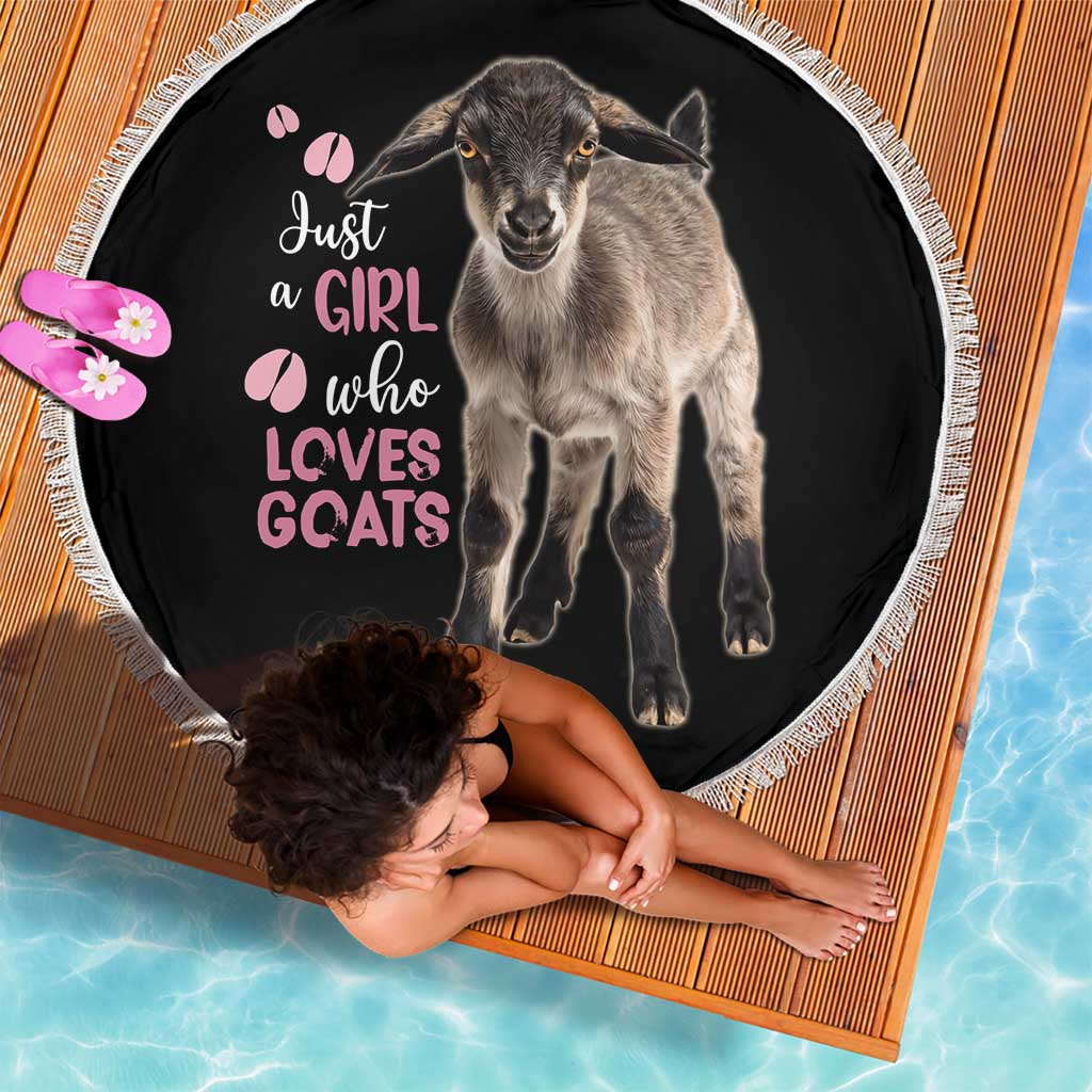 Who Loves Goat Just A Girl Christmas Trees Christmas Christmas Beach Blanket Xmas Holiday Patterns - Wonder Print Shop