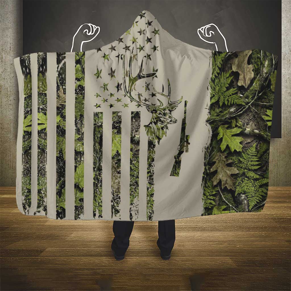 Deer Skull Camouflage Hooded Blanket American Hunting Culture in Forest Green and Earth Tones