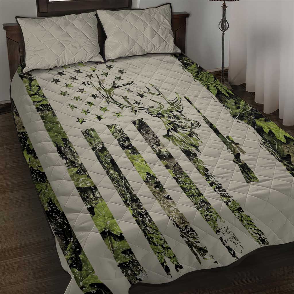 Deer Skull Camouflage Quilt Bed Set American Hunting Culture in Forest Green and Earth Tones
