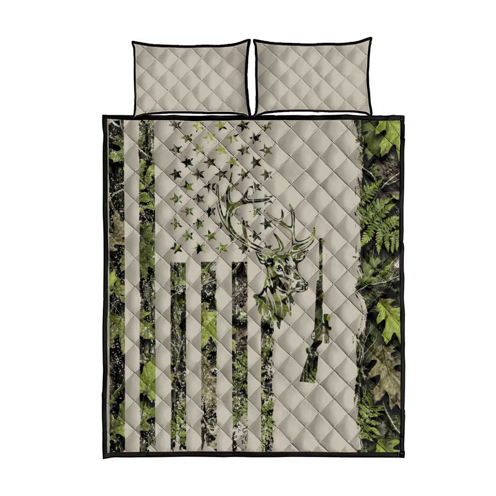 Deer Skull Camouflage Quilt Bed Set American Hunting Culture in Forest Green and Earth Tones