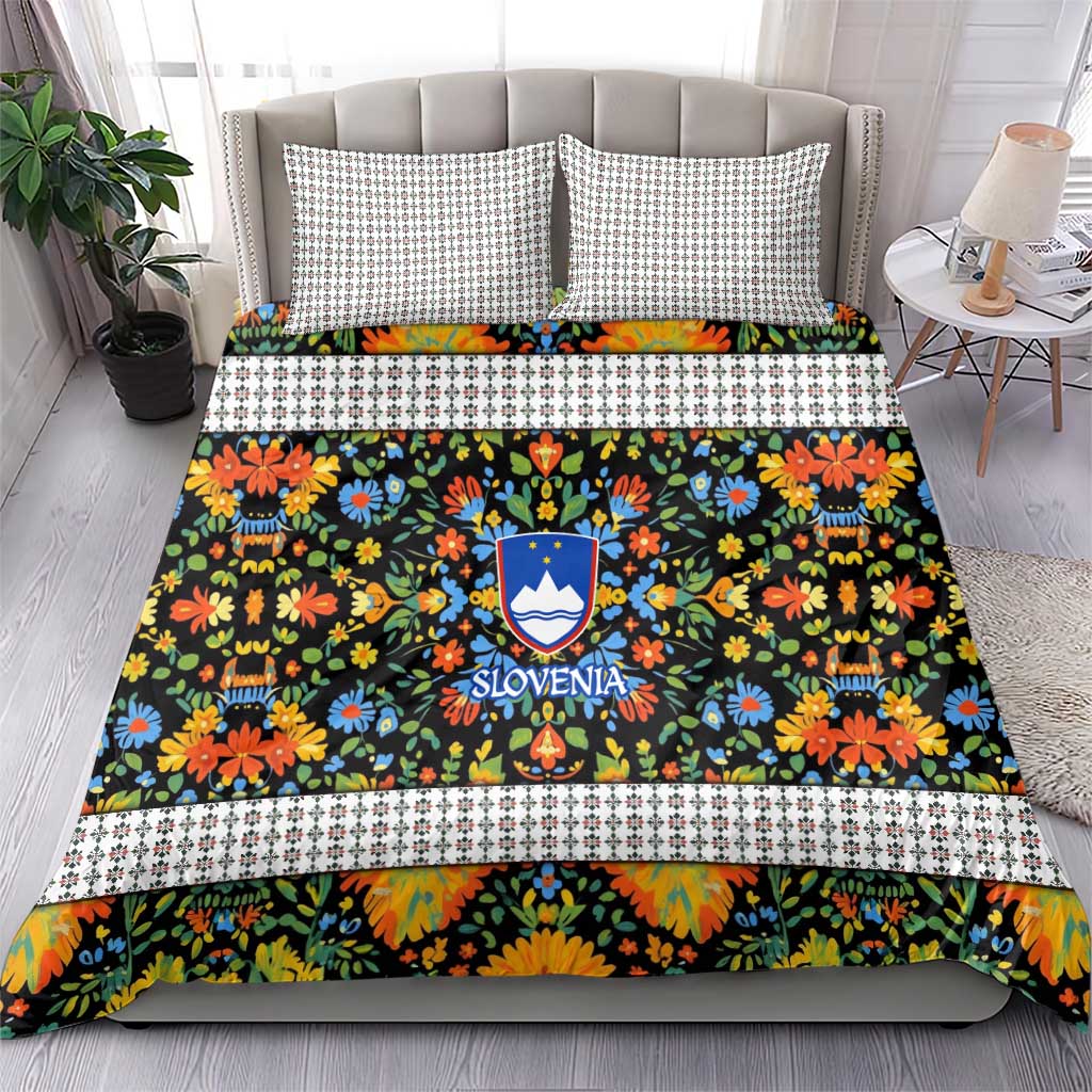 Slovenia Folk Art Bedding Set Bright Floral Pattern with National Crest Emblem