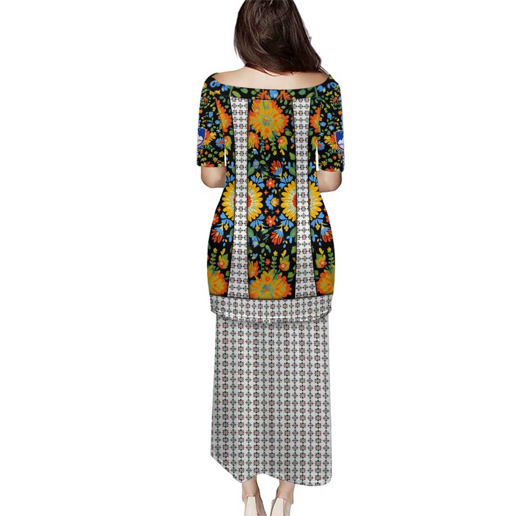 Slovenia Folk Art Puletasi Bright Floral Pattern with National Crest Emblem