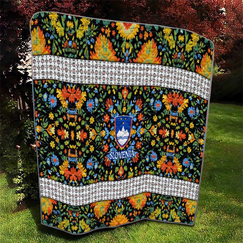 Slovenia Folk Art Quilt Bright Floral Pattern with National Crest Emblem