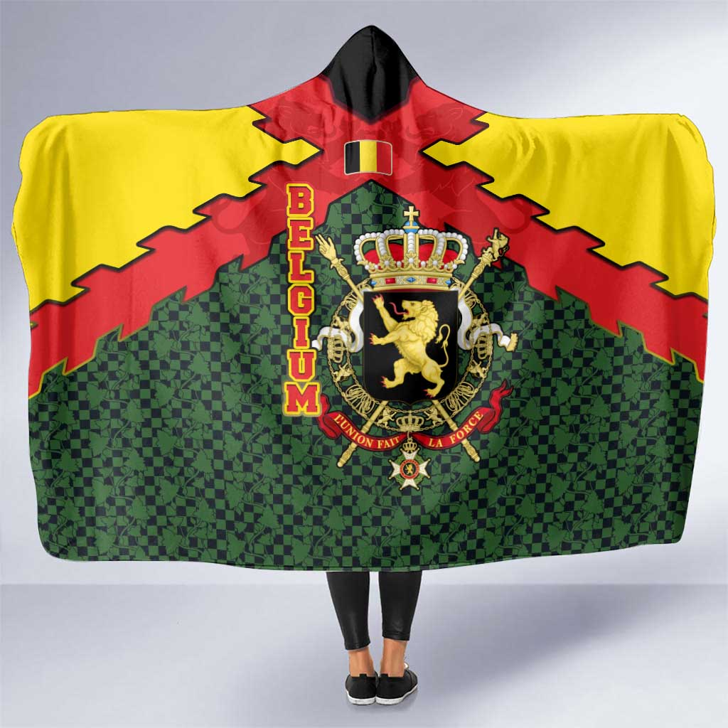 Belgium Hooded Blanket with Royal Coat of Arms Crown Lion Red Green Checker Spirit