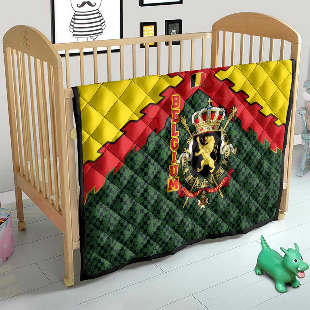 Belgium Quilt with Royal Coat of Arms Crown Lion Red Green Checker Spirit