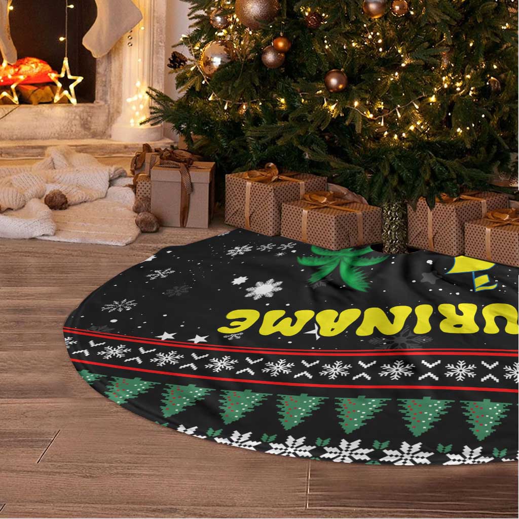 Suriname Christmas Tree Skirt with Black Festive Pattern, Golden Ship, Palm Tree, and Coat of Arms Motif - Wonder Print Shop