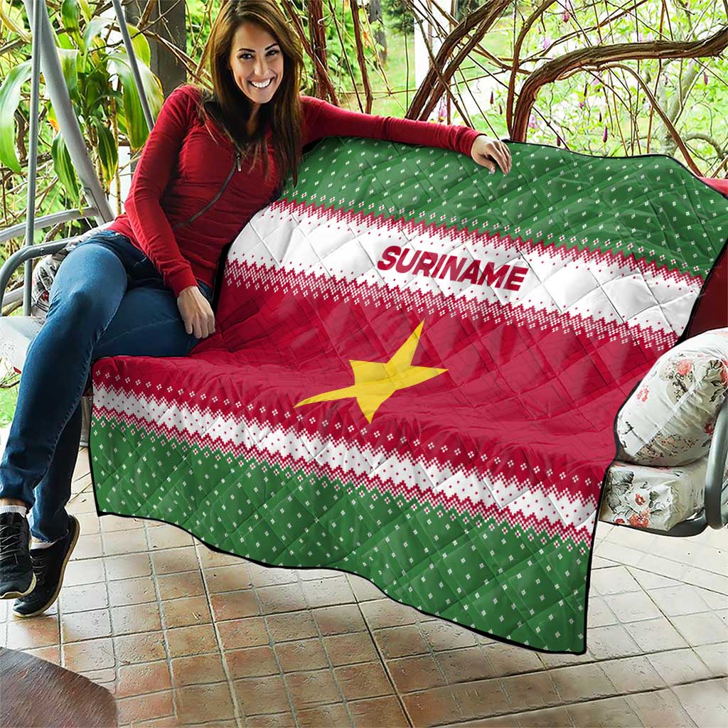 Suriname Christmas Quilt with Red-Green Knit Pattern, Yellow Star, and Santa Leopard Motif - Wonder Print Shop