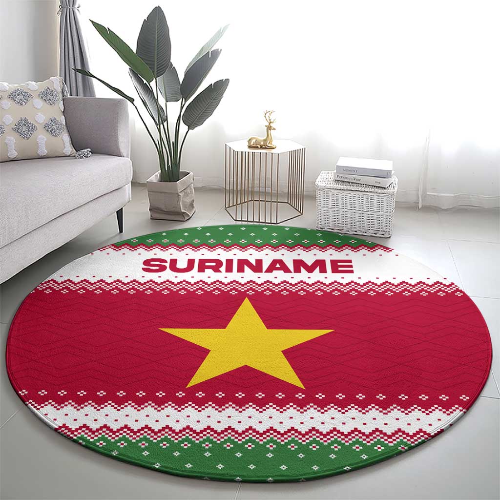 Suriname Christmas Round Carpet with Red-Green Knit Pattern, Yellow Star, and Santa Leopard Motif - Wonder Print Shop