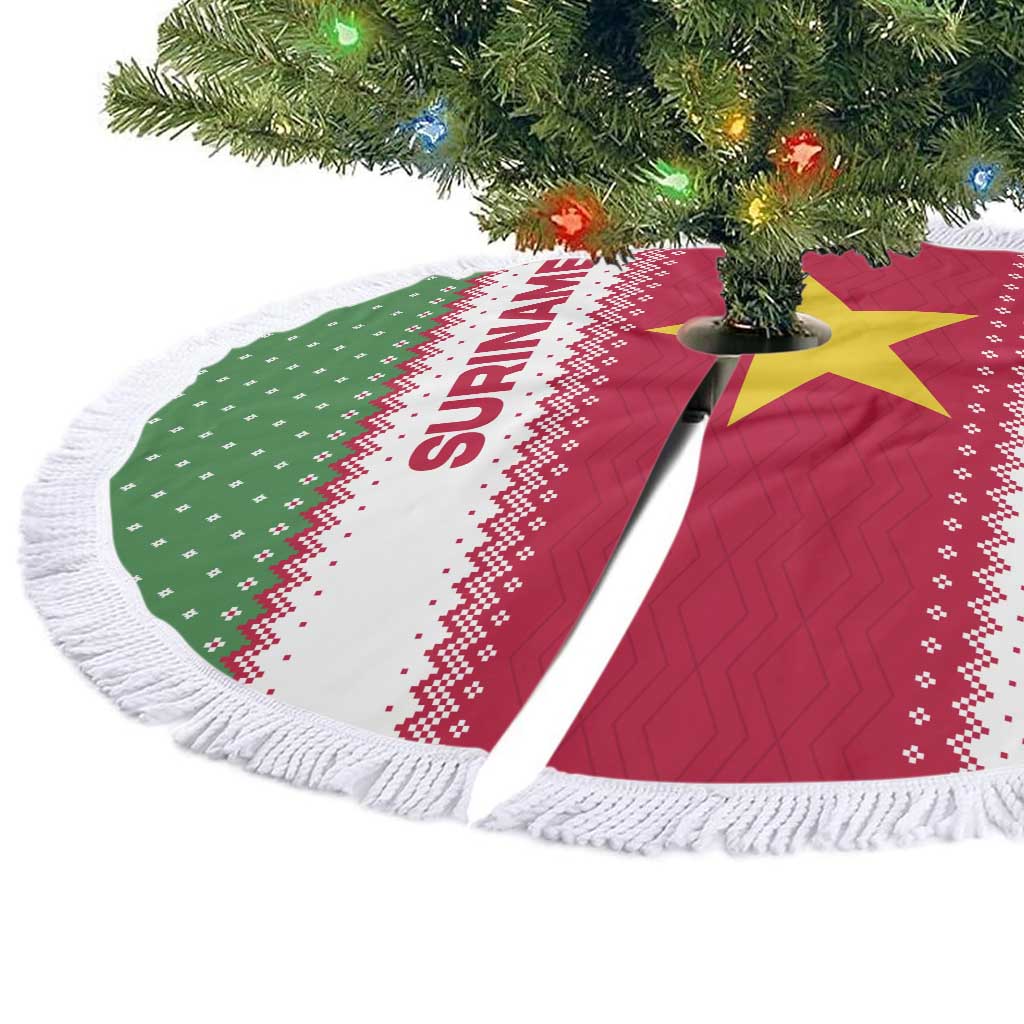 Suriname Christmas Tree Skirt with Red-Green Knit Pattern, Yellow Star, and Santa Leopard Motif - Wonder Print Shop
