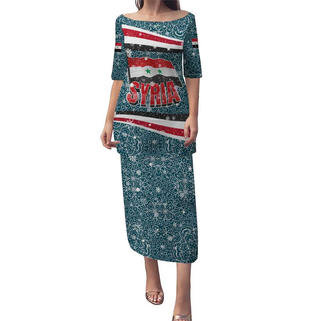 Syria Christmas Puletasi with National Flag Motif, Coat of Arms Eagle, and Festive Snowflake Pattern - Wonder Print Shop