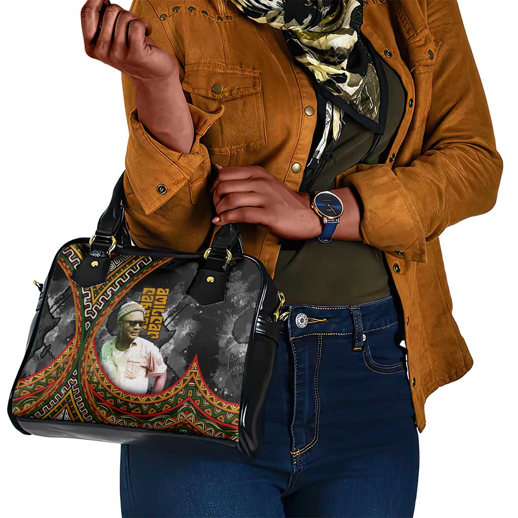 Amilcar Cabral Shoulder Handbag African Map with Chains Freedom Theme Revolutionary Liberation Tribute - Wonder Print Shop