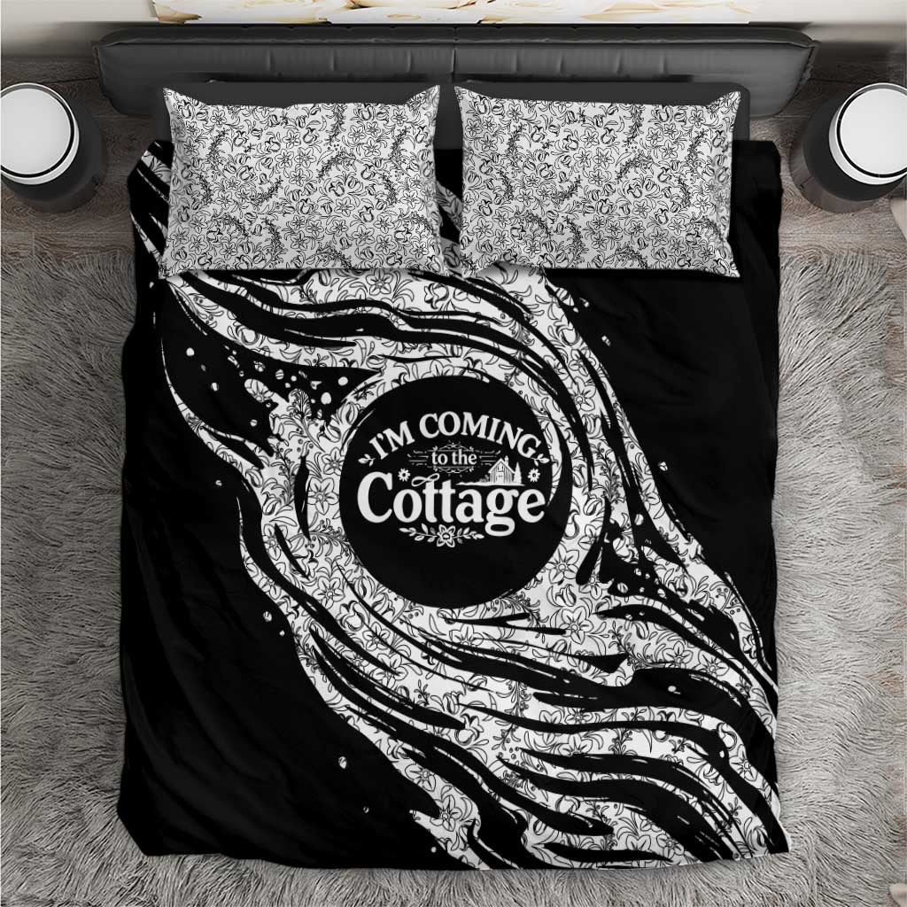 I'm Coming to the Cottage Bedding Set with Hand-Drawn Floral Pattern