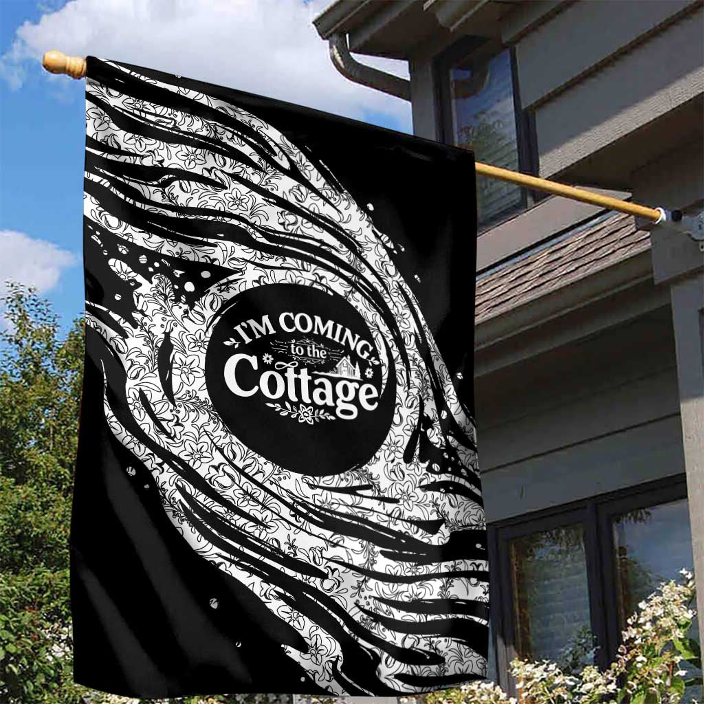 I'm Coming to the Cottage Garden Flag with Hand-Drawn Floral Pattern