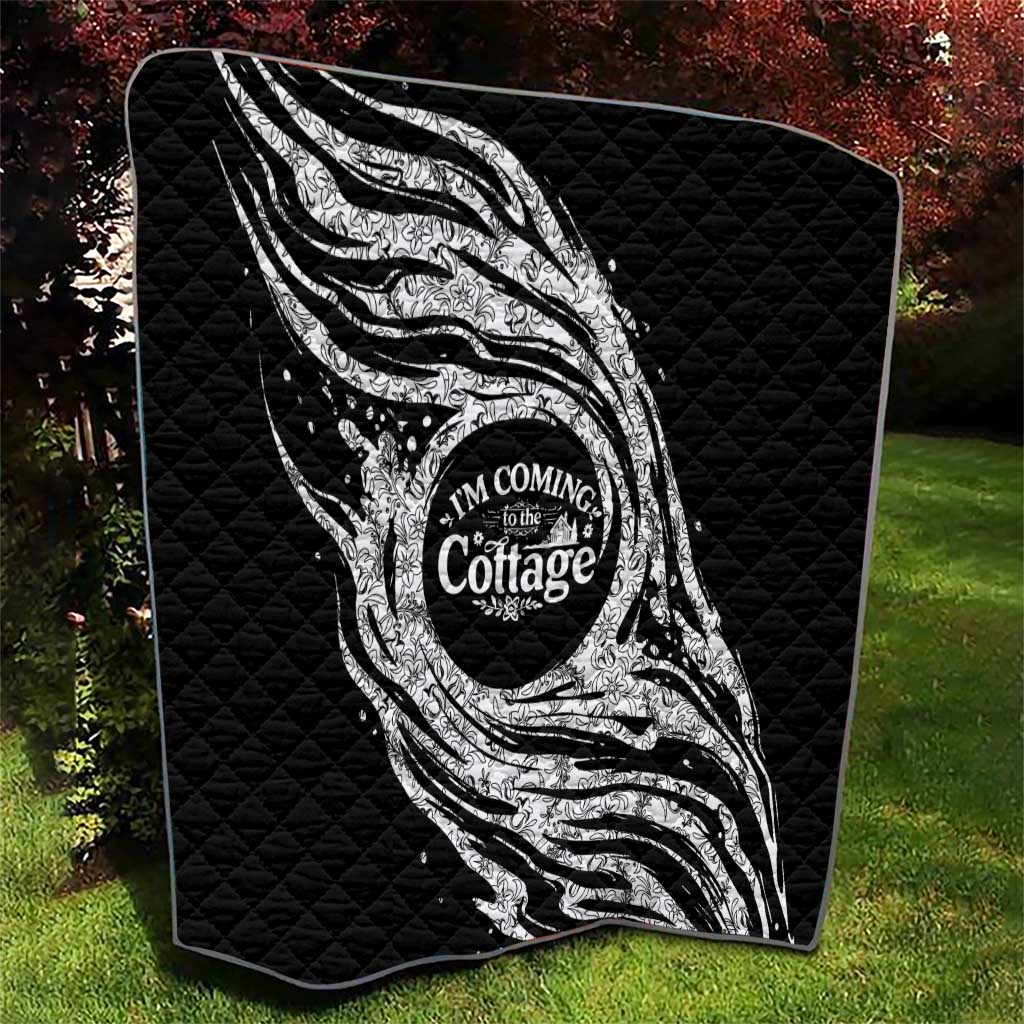 I'm Coming to the Cottage Quilt with Hand-Drawn Floral Pattern