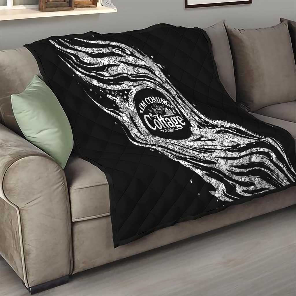 I'm Coming to the Cottage Quilt with Hand-Drawn Floral Pattern
