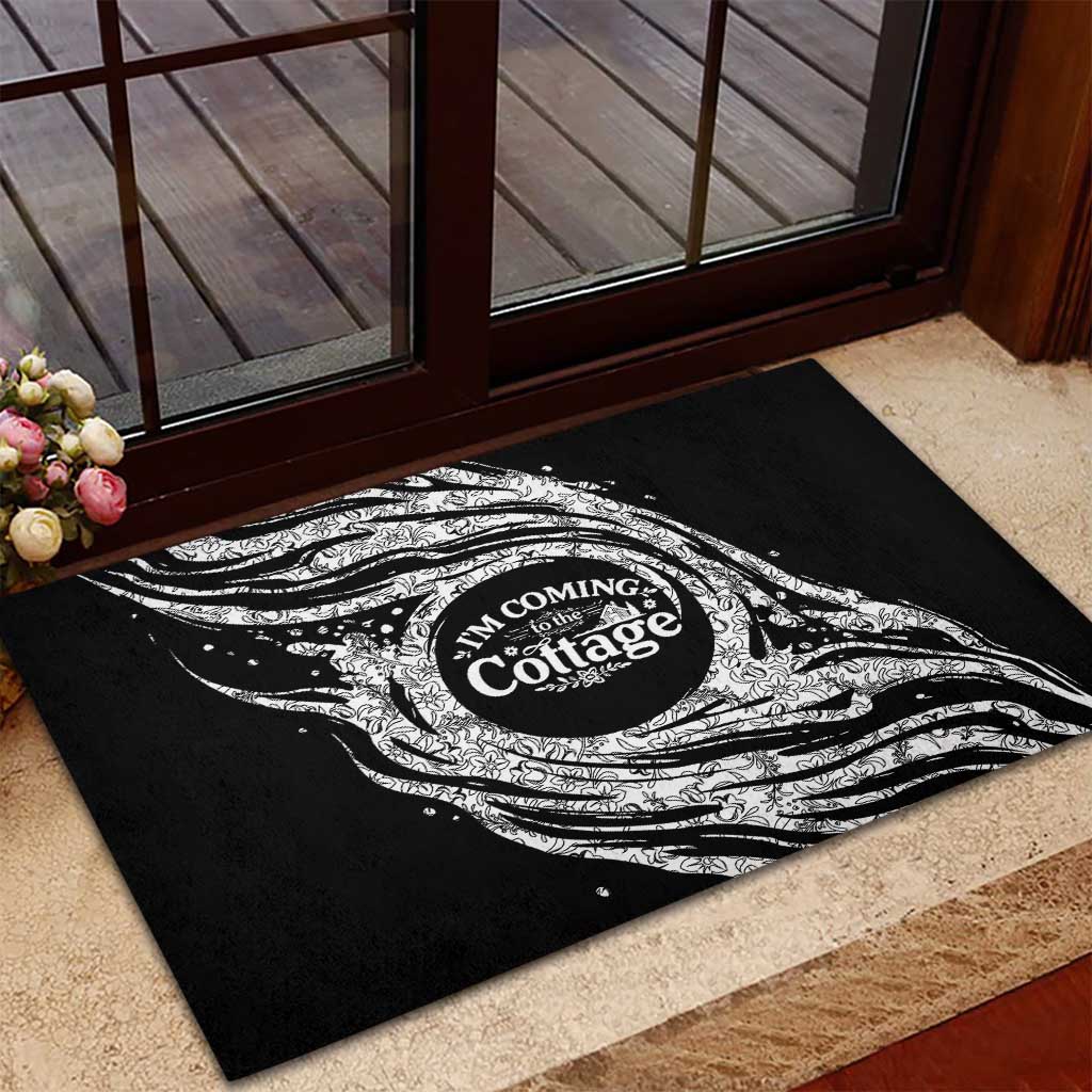I'm Coming to the Cottage Rubber Doormat with Hand-Drawn Floral Pattern