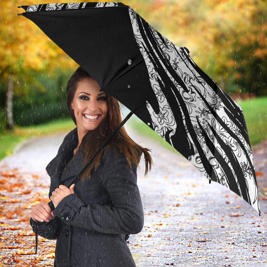 I'm Coming to the Cottage Umbrella with Hand-Drawn Floral Pattern